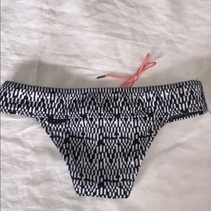 Jolyn Softy II bottom